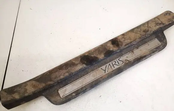 Toyota Yaris Front sill trim cover 6791152040