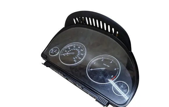 Speedometer (instrument cluster)