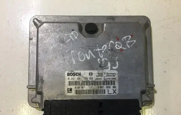 Opel Frontera B Engine control unit/module 0281001793 90589740