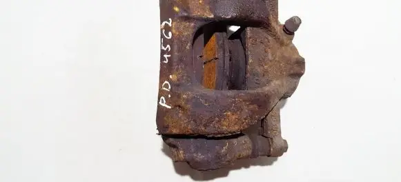 Toyota Auris 150 Front brake caliper
