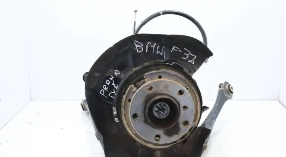 BMW 4 F32 F33 Stub axle 