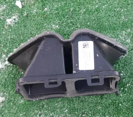 Tesla Model Y Air conditioning (A/C) air dryer 1643586-00-A C2231214 4FA27225