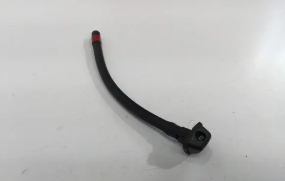 Windshield washer spray nozzle