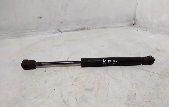 Audi A4 S4 B5 8D Tailgate/trunk strut/damper 8D5827552C