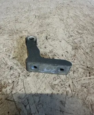 Volvo XC90 Front door lower hinge 31424589 V526