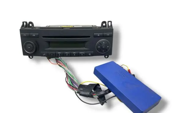 Mercedes-Benz Vito Viano W639 Radio/CD/DVD/GPS head unit A9068201186 11180051417 A0048203986