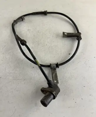 Mitsubishi Carisma ABS brake wheel speed sensor 0265006224