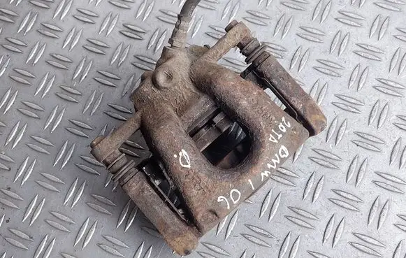 BMW 1 E81 E87 Front brake caliper