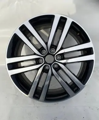 Nissan Navara R19 alloy rim 