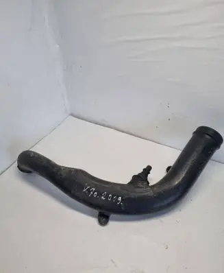 Volvo V70 Intercooler hose/pipe 6898068
