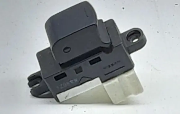 Subaru XV I Electric window control switch
