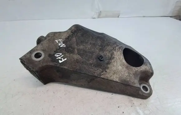 BMW 5 F10 F11 Engine mounting bracket 6781241 ENAC46000 73681310