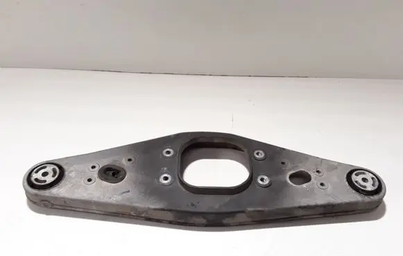 Mercedes-Benz E W211 Rear differential/diff mount bracket A2303521806
