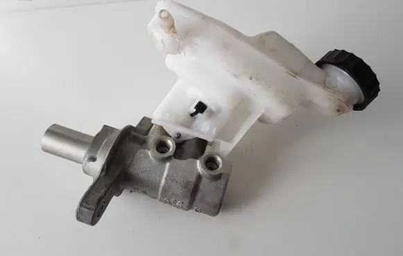 Citroen C5 Aircross Master brake cylinder 17518346149 A1400033 21668