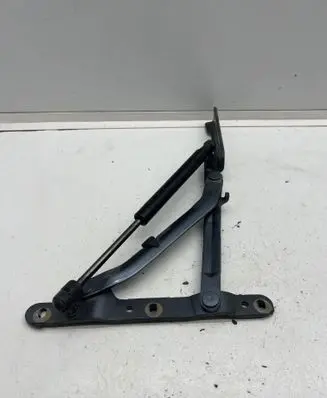 Maserati Quattroporte Tailgate/trunk/boot hinge B986S 67726100