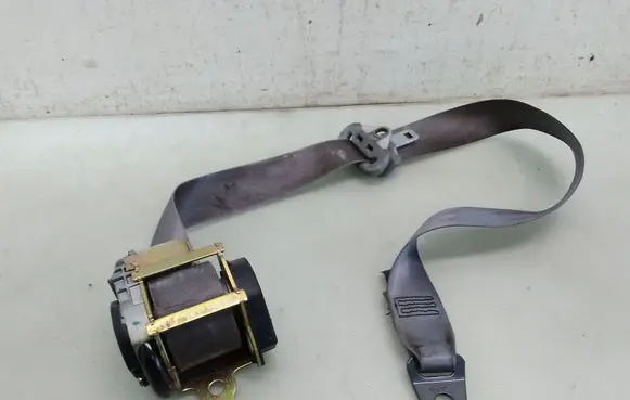 Peugeot 806 Front seatbelt