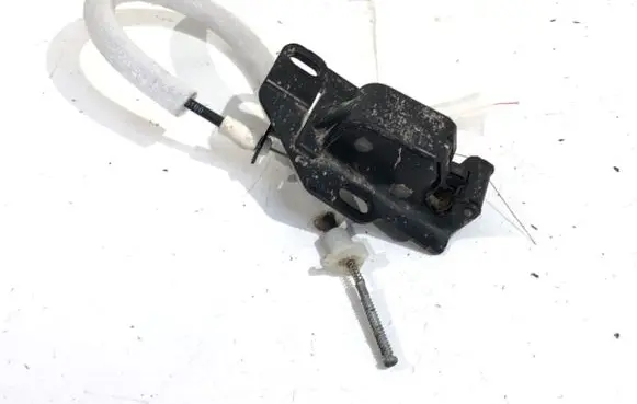 Citroen Berlingo Rear door lock 9832126180