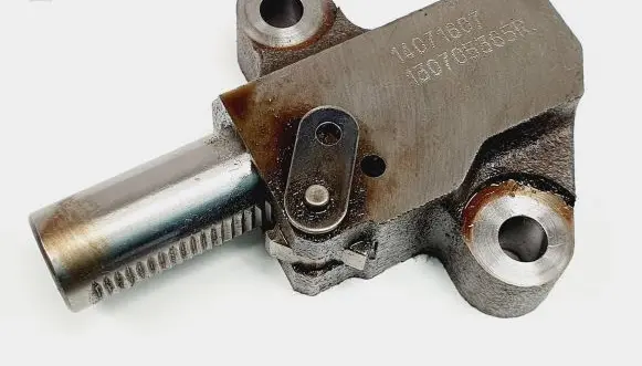 Renault Twingo III Camshaft 