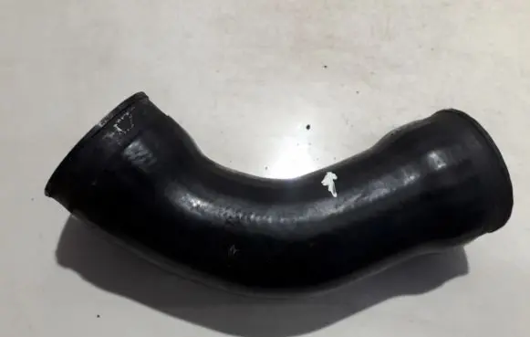 Mercedes-Benz C W202 Intercooler hose/pipe A2025280782