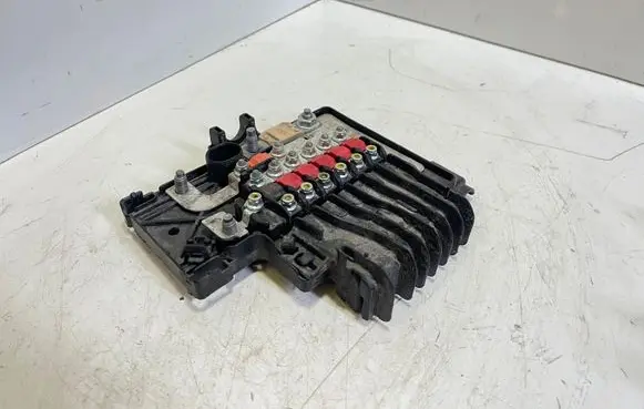 Tesla Model S Fuse module 101327200E IT13D40000022
