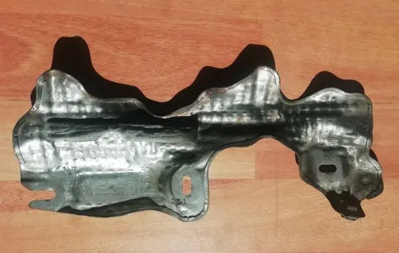 Renault Espace V (RFC) Heat shield in engine bay 118342379R
