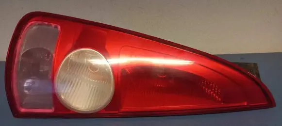 Renault Espace - Grand espace IV Rear/tail lights 8200027153