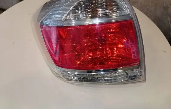 Toyota Highlander XU40 Rear/tail lights 815600E080