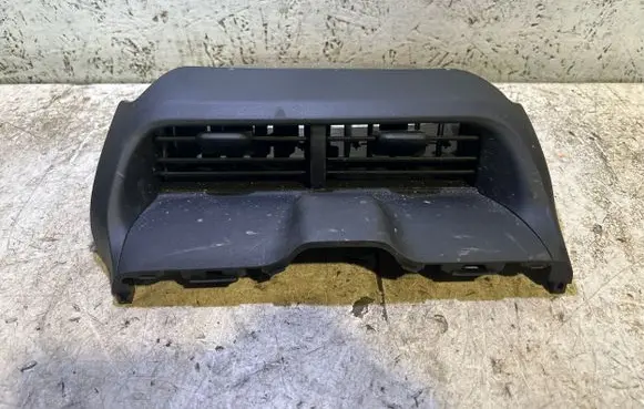 Toyota Yaris Cross Other center console (tunnel) element 55670K0090