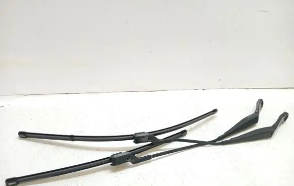 Ford Mondeo MK IV Front wiper blade arm 7S71-17526-AC