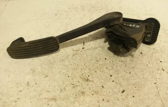 Volvo S60 Accelerator throttle pedal 30636006 6PV00853703