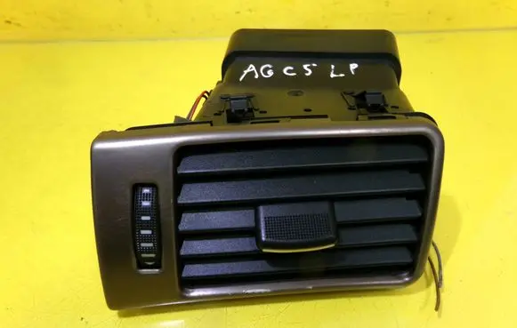 Audi A6 S6 C5 4B Dashboard side air vent grill/cover trim 4B1820901