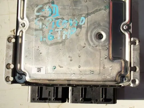 Citroen C4 Grand Picasso Engine control unit/module 9813045480