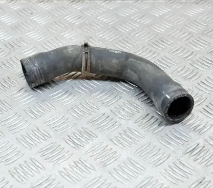 Mercedes-Benz Vito Viano W639 Engine coolant pipe/hose A6395013882