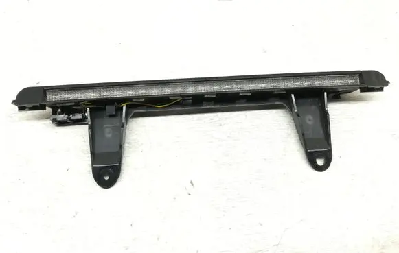 Audi A2 Third/center stoplight 8Z0945097