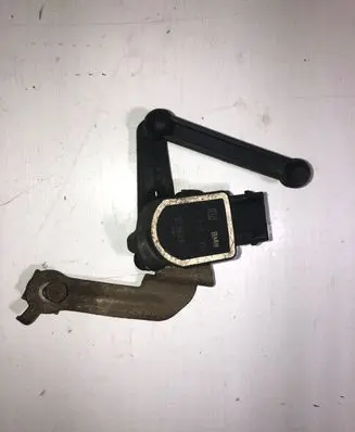 BMW 3 E90 E91 Front height sensor lever 6763735 110803
