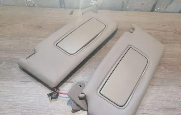 Volvo S40 Sun visor