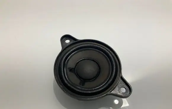 Mercedes-Benz E W211 Panel speaker A2118203002 2118203002