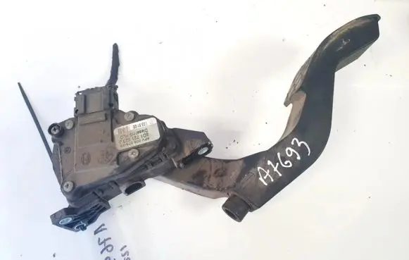 Skoda Superb B5 (3U) Accelerator throttle pedal 8d1721523j 6pv008376-03