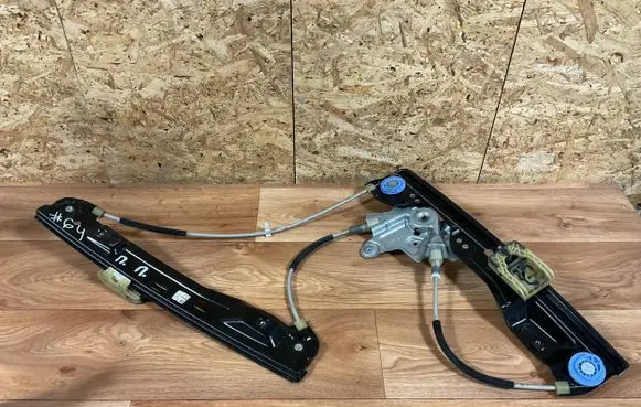 Opel Insignia A Front window lifting mechanism without motor 965873102 1108