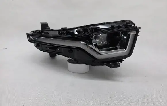 KG Mobility Torres (U100, J100) Headlight/headlamp ZMM92-102000