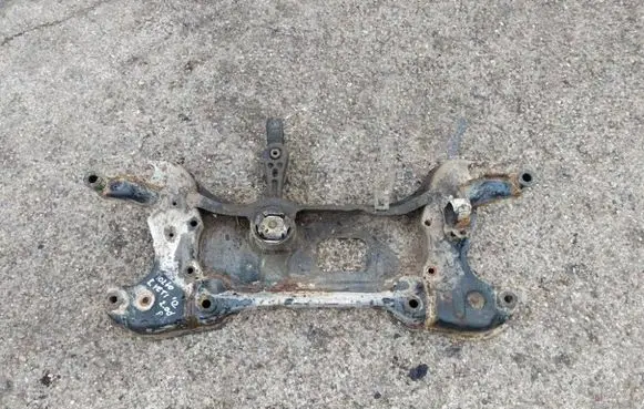Skoda Yeti (5L) Front subframe