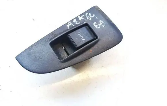 Toyota Avensis T250 Electric window control switch 7427105020 74271-05020