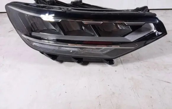 Volkswagen PASSAT B8 Headlight/headlamp 3G1941036Q 90172735 9000VF202HR