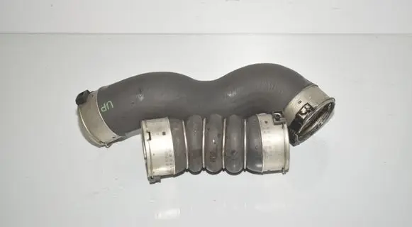 BMW 5 F10 F11 Intercooler hose/pipe 8516509 8513451 11618516509