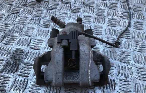 Mercedes-Benz E W212 Rear brake caliper
