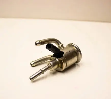 Mercedes-Benz Sprinter W907 W910 AdBlue injector A0004905300