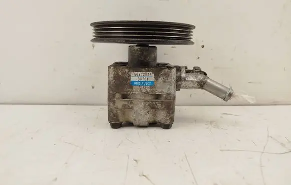Nissan Almera Tino Power steering pump 56273044 BU70A