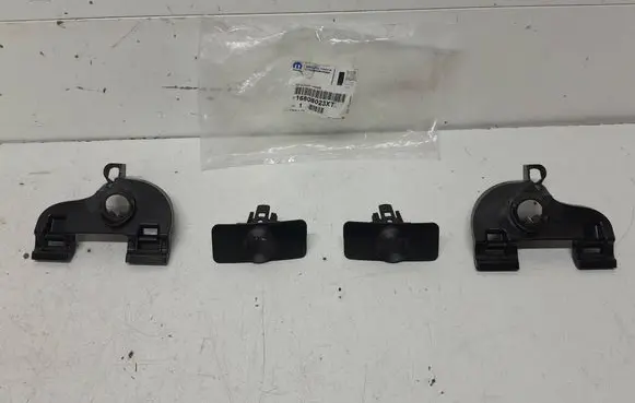 Opel Mokka B Rear parking sensor holder (PDC) 16808023XT 9842007280 9842007380