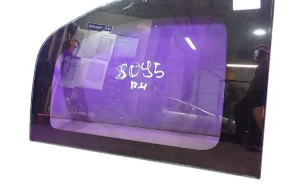 Peugeot Partner Rear side window