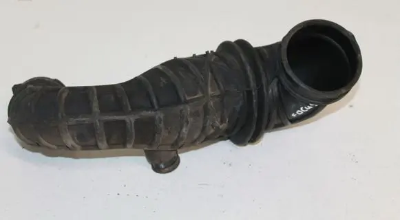 Ford Focus Air intake hose/pipe 1M519R504AB